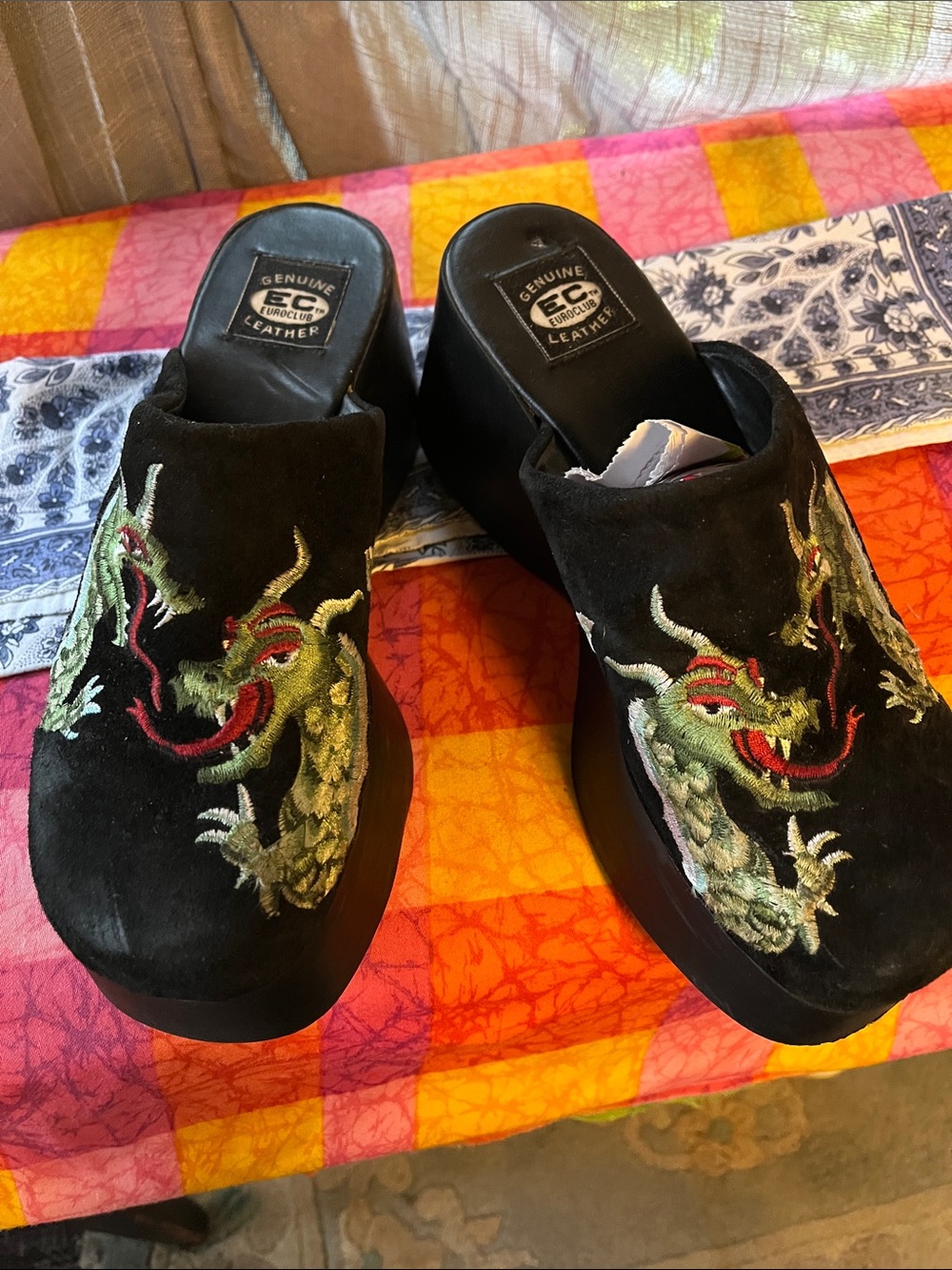 EC EuroClub Black Platform Mules with Green & Red Embroidery